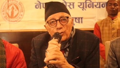 Photo of देउवासँग कुनै मतभेद छैन, गगन हाम्रै टिममा छन् : शेखर कोइराला